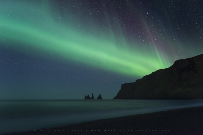 The incredible sight of the Northern Lights gracing the sky - Iceland 2022