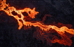 The remarkable and hypnotic shapes of flowing lava - Iceland 2023