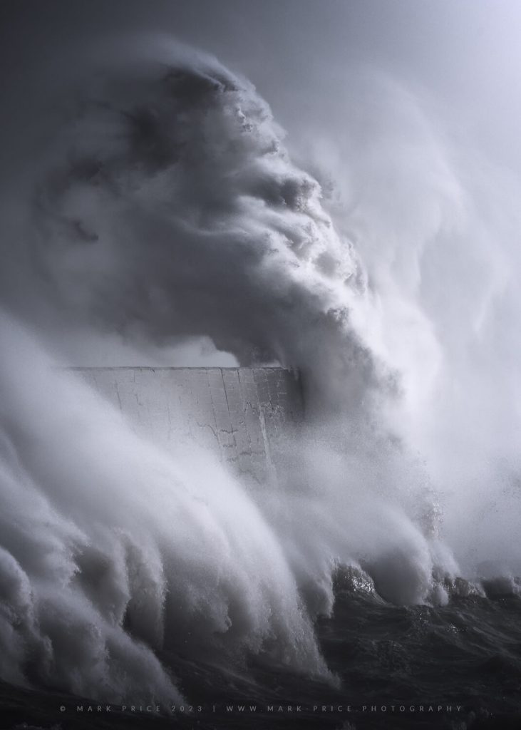 Incredible water patterns forming against a harbour wall - Sussex storms 2023